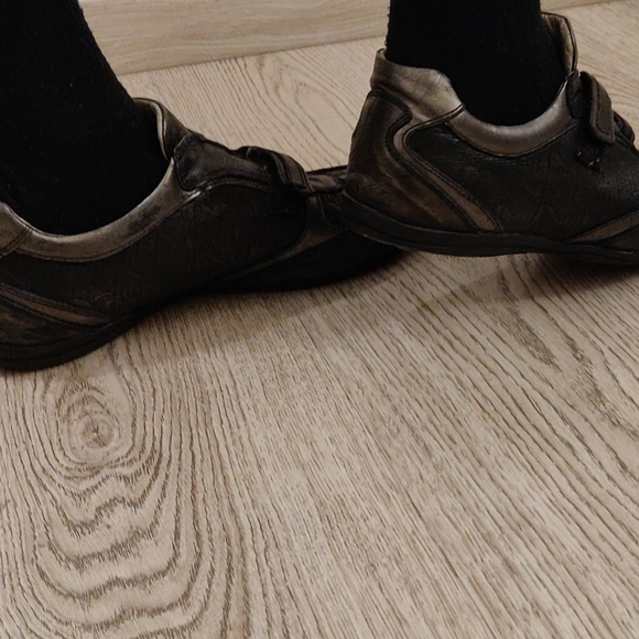 Nero Gardini (Italy) Genuine Leather Sneakers - Picture 8 of 10